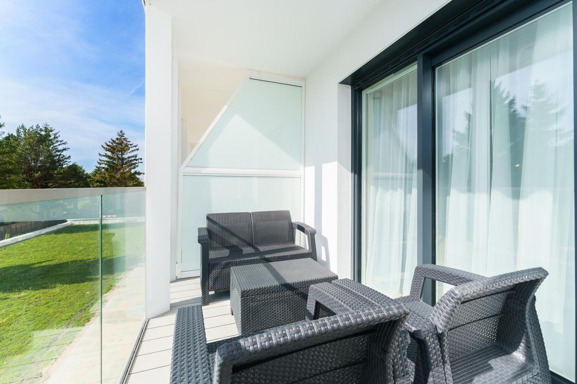 Apartament Przy Plazy 109 By Perlowa Przystan Rent เชียโนเซตี ภายนอก รูปภาพ